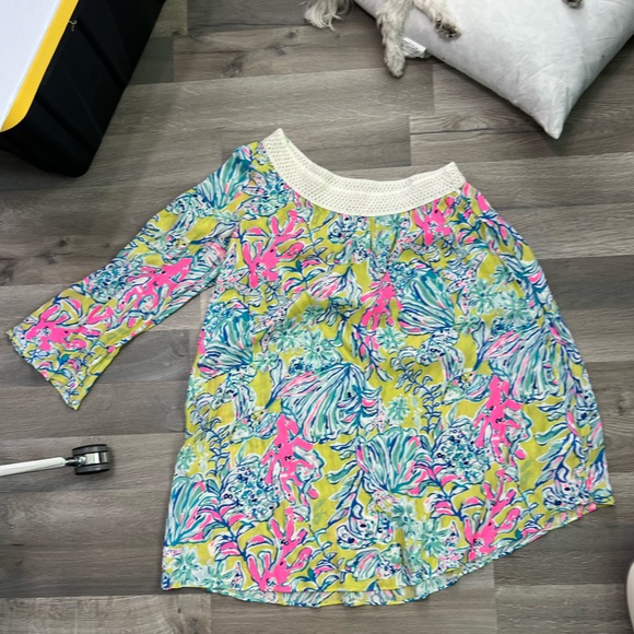 NWT Lilly Pulitzer One Arm Shealyn Coverup with Crocheted Trim - Picture 2 of 6